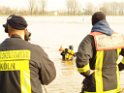 Bergung PKW im Rhein Hitdorfer Fähre P189692